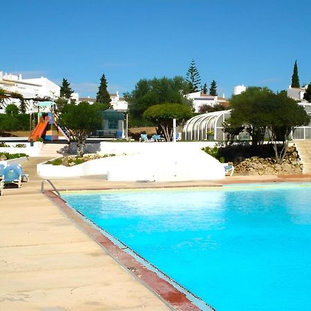 Armacao De Pera Twins 2 With Pool By Homing Leilighet Eksteriør bilde